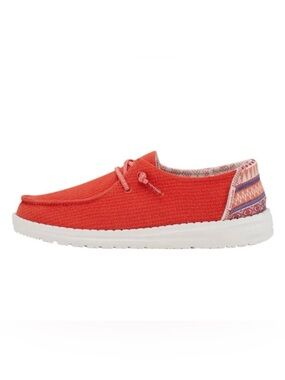 Hey Dude Wendy Red Aztec Women’s size 7 (EU 38)